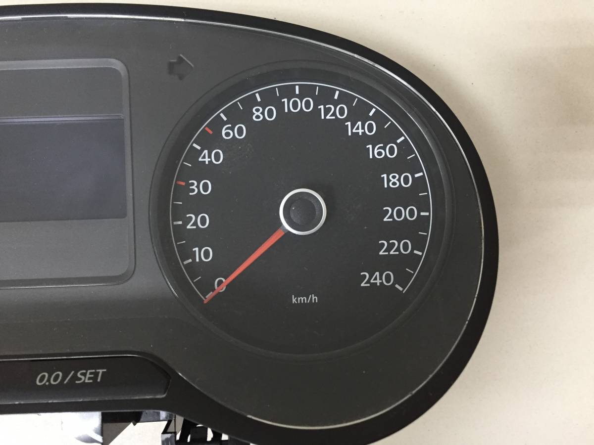 6R0920861C спидометр поло v 6r 09 - 17 1.6 tdi европа купить бу по цене 11235 ру