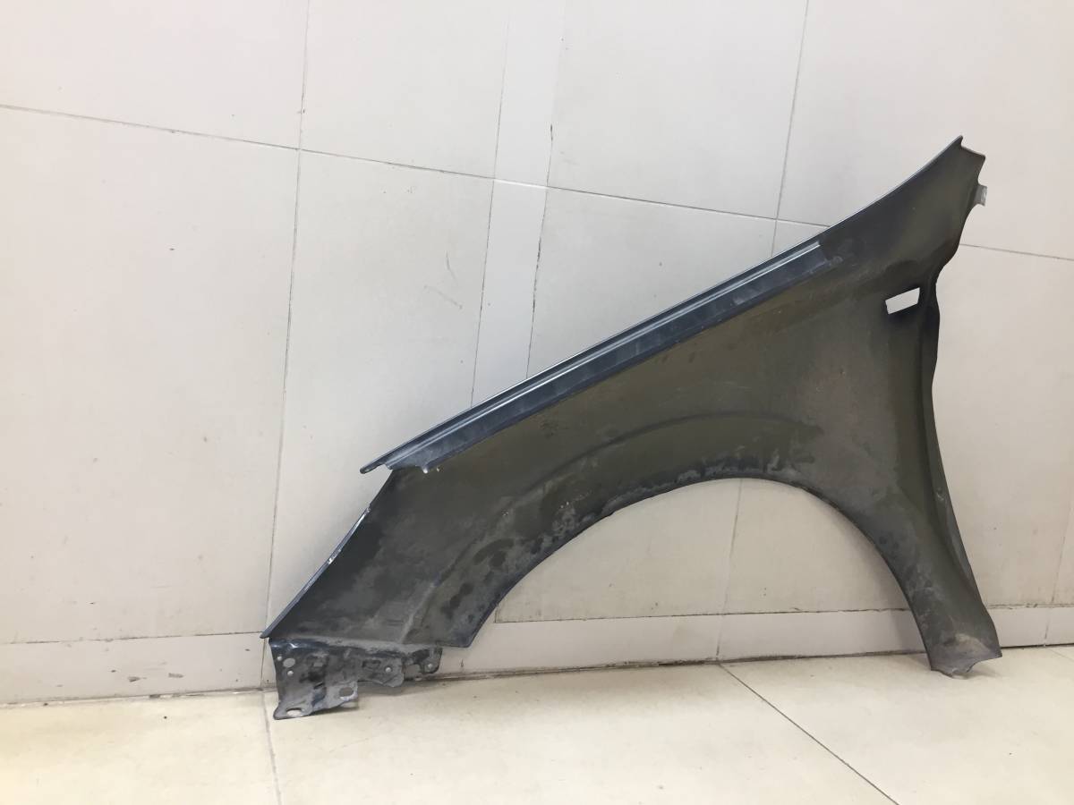 Крыло переднее правое Opel Astra H / Family 2004-2015
