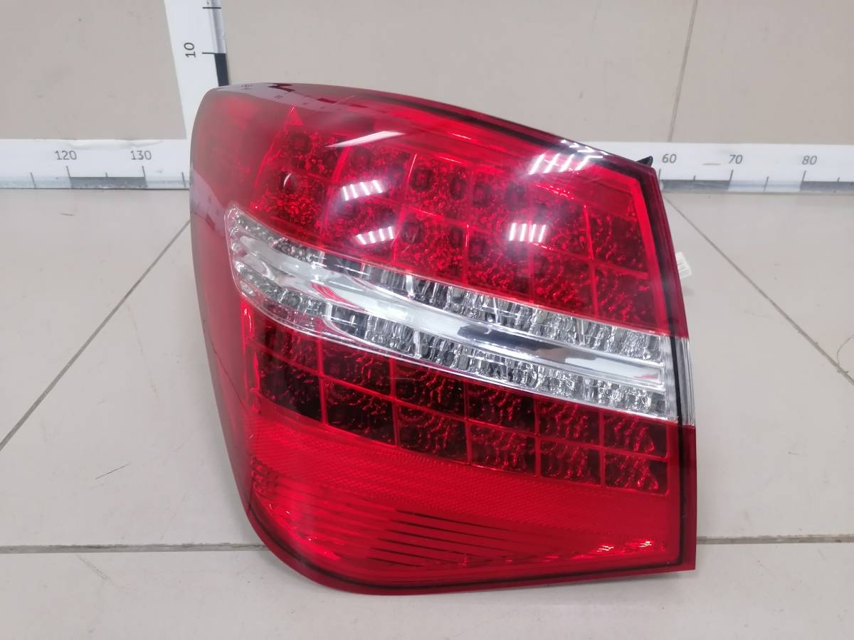 Фонарь задний наружный левый Chevrolet Cruze (J300) 2009-2016