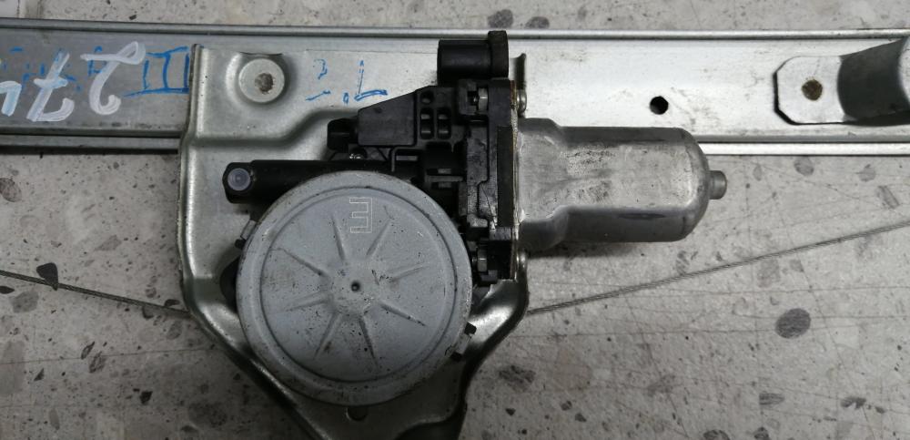 Стеклоподъемник электр. задний левый для Suzuki Grand Vitara 2005-2015