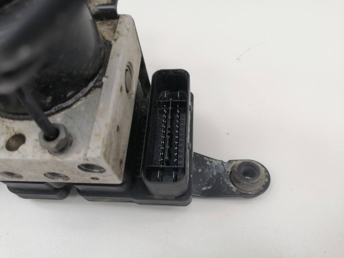 Блок ABS (насос) Ford Fusion (JU) 2002-2012