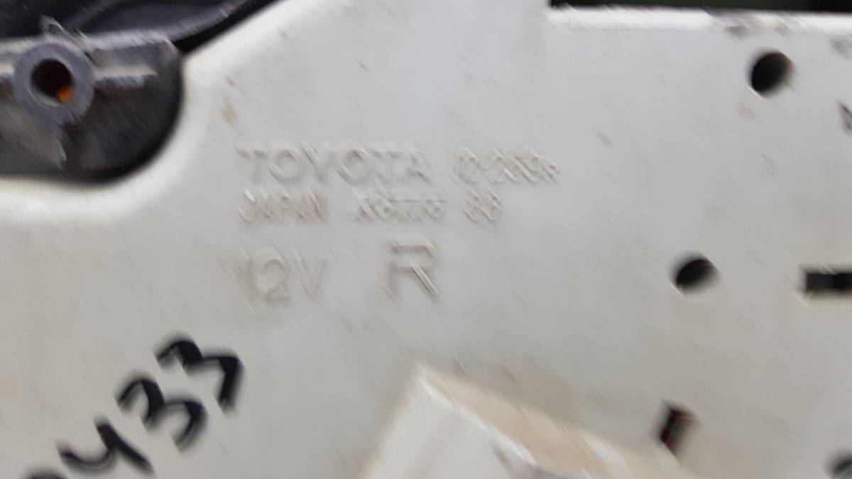 Фонарь задний наружный правый Toyota Corolla E90 1987-1993