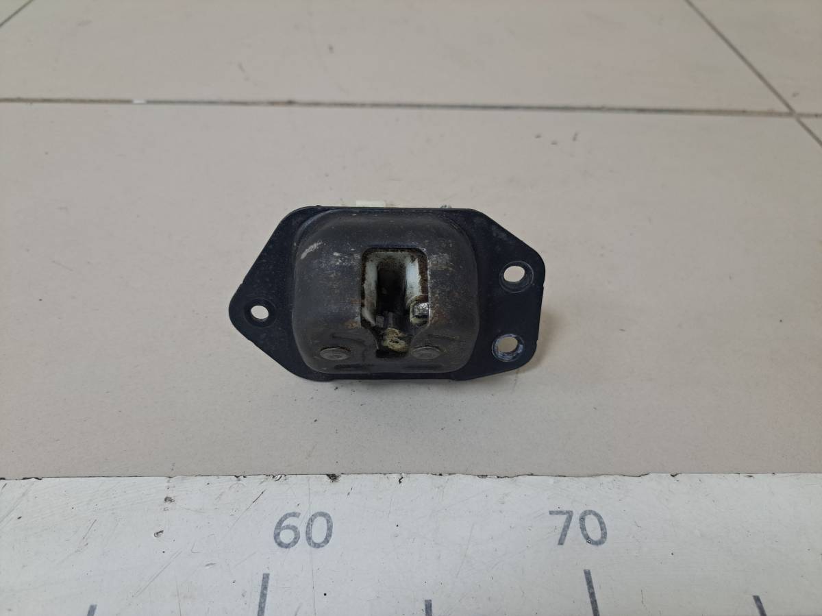 Замок багажника Nissan X-Trail (T31) 2007-2014 Замок багажника Nissan X-Trail (T31) 2007-2014