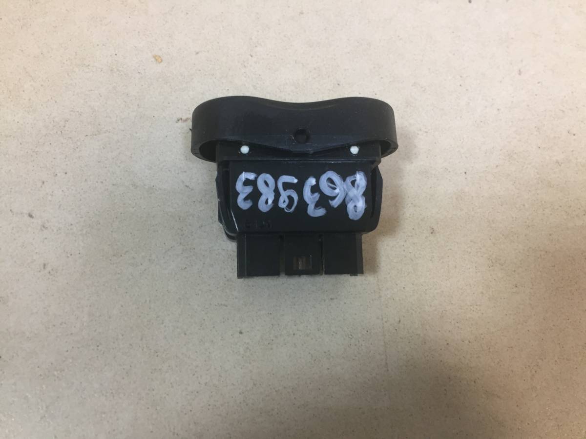 Кнопка стеклоподъемника Nissan Almera 3 (G11, G15) 2012>