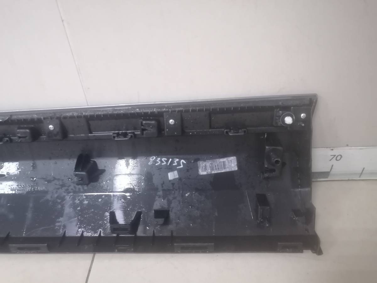 Накладка двери передней правой Geely Atlas FX11 2023
