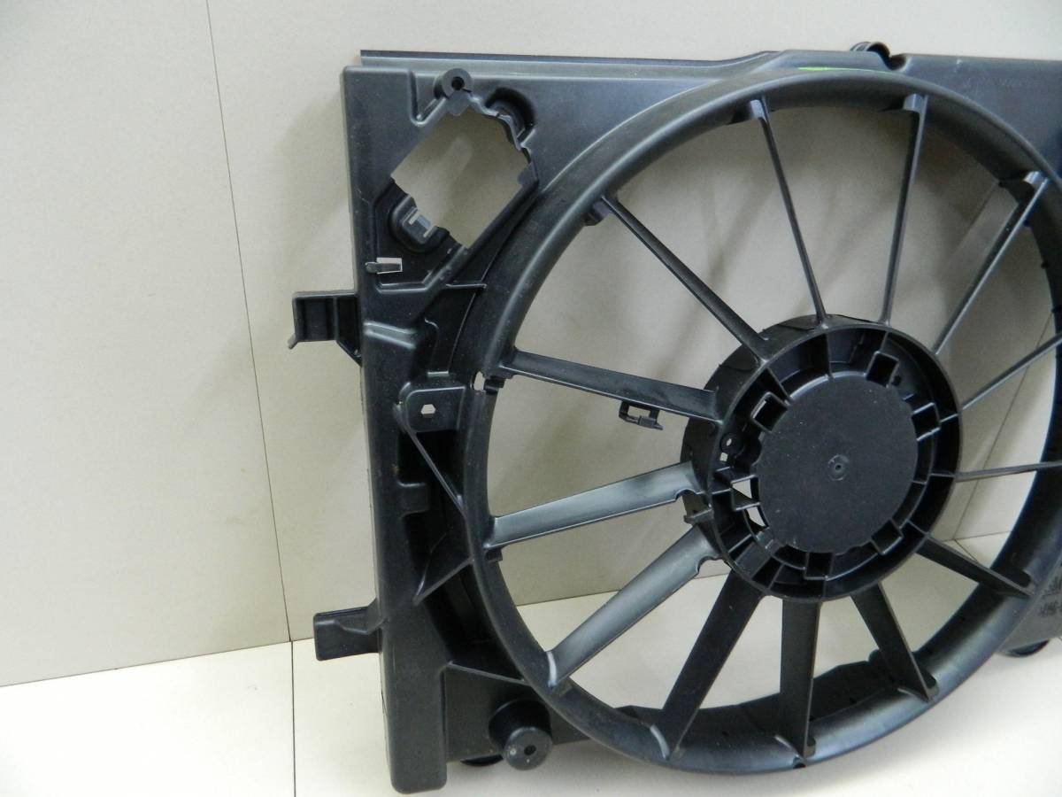 Диффузор вентилятора Chevrolet Aveo T300 2011>