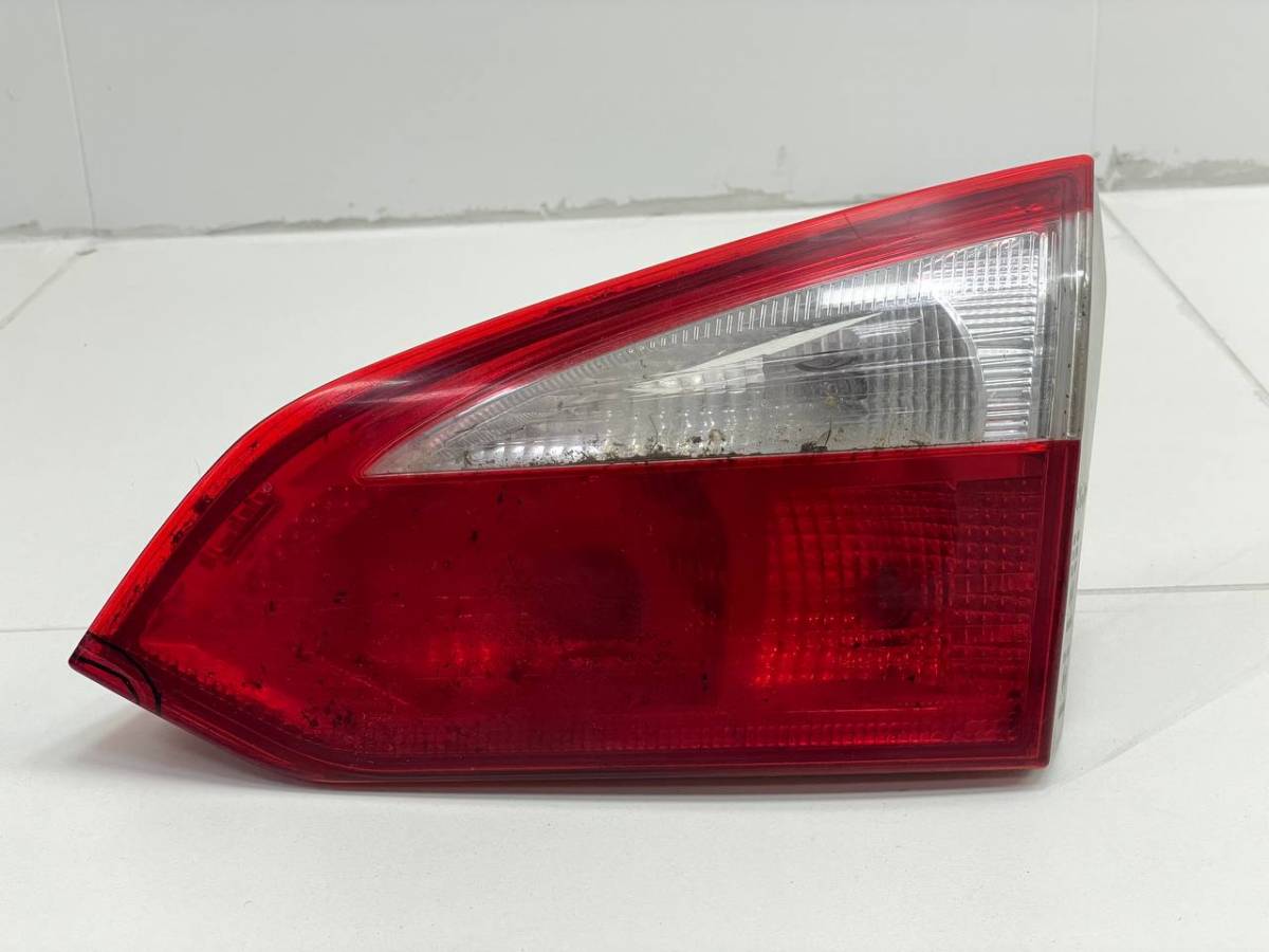 Фонарь задний внутренний правый Ford Focus 3 2011>