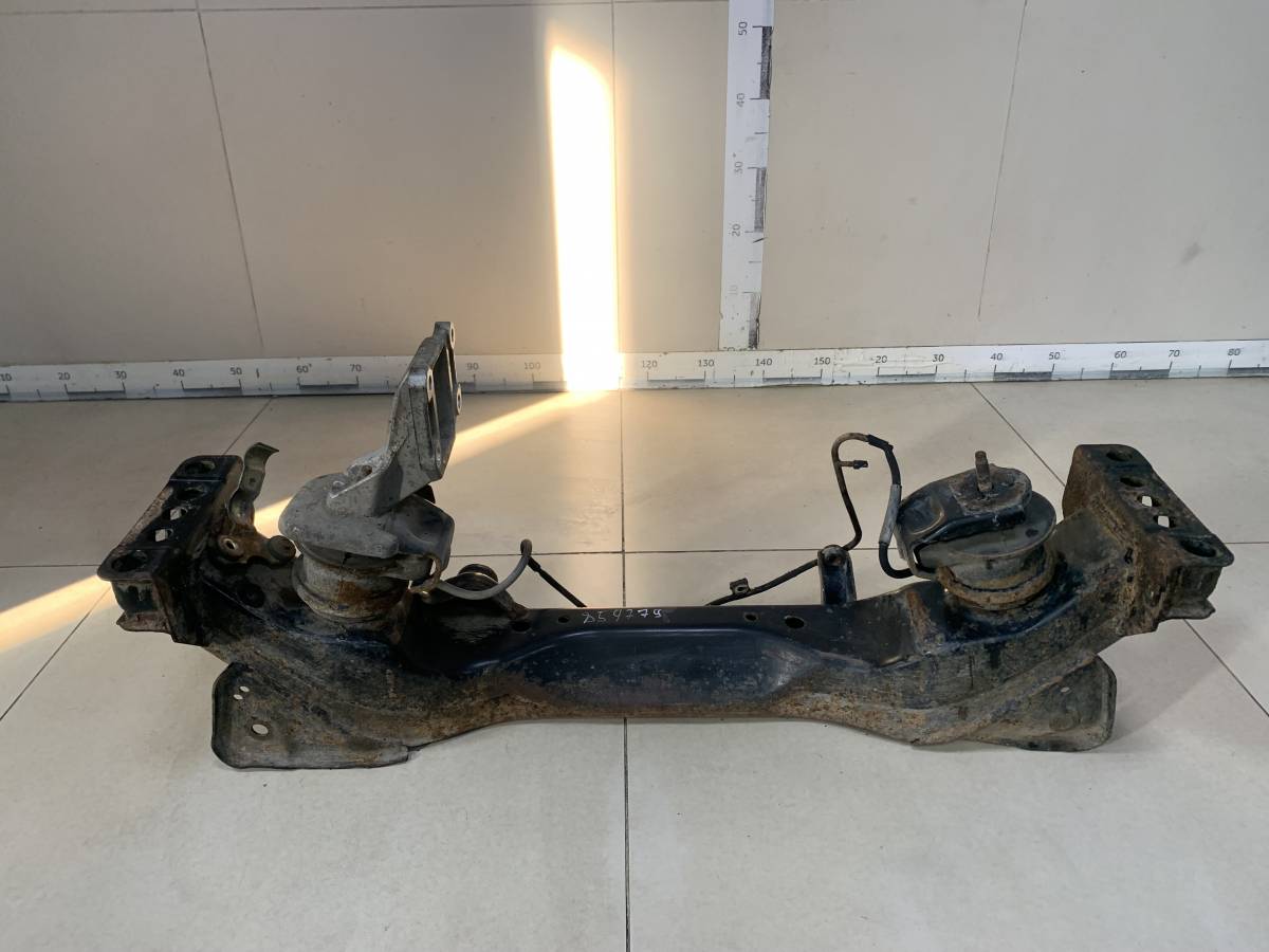 Балка подмоторная Nissan Skyline (V35) 2001-2006
