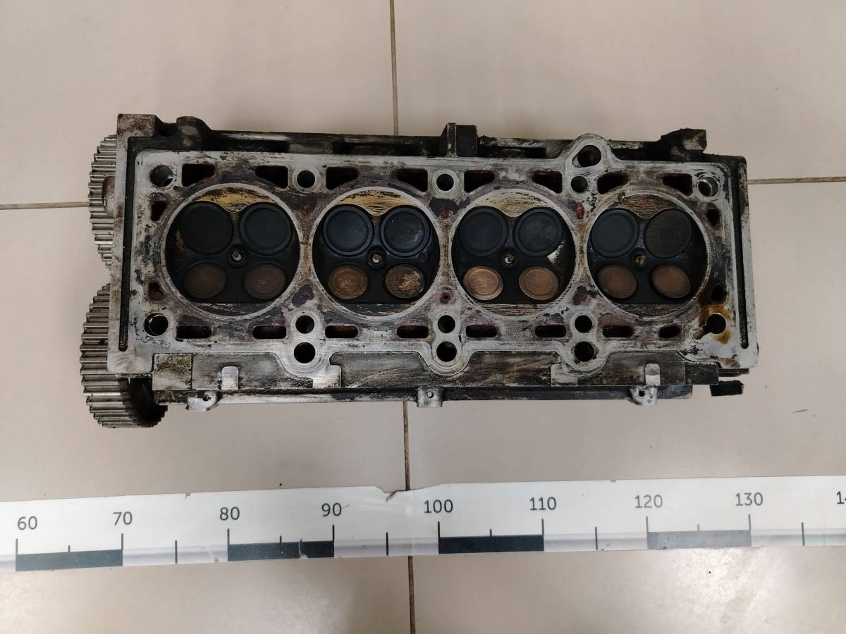 Головка блока цилиндров Dodge Stratus 2000-2005