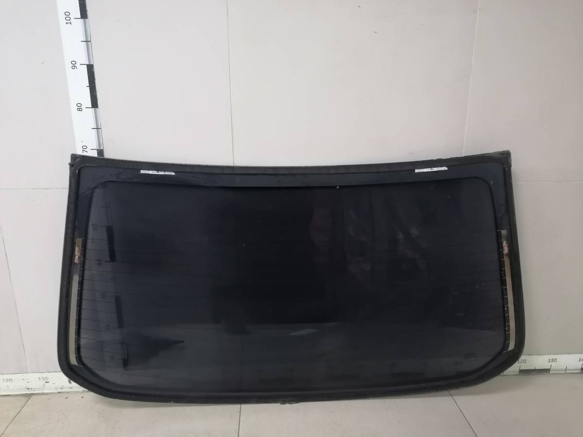Стекло заднее Nissan Tiida (C11) 2007-2014 Стекло заднее Nissan Tiida (C11) 2007-2014