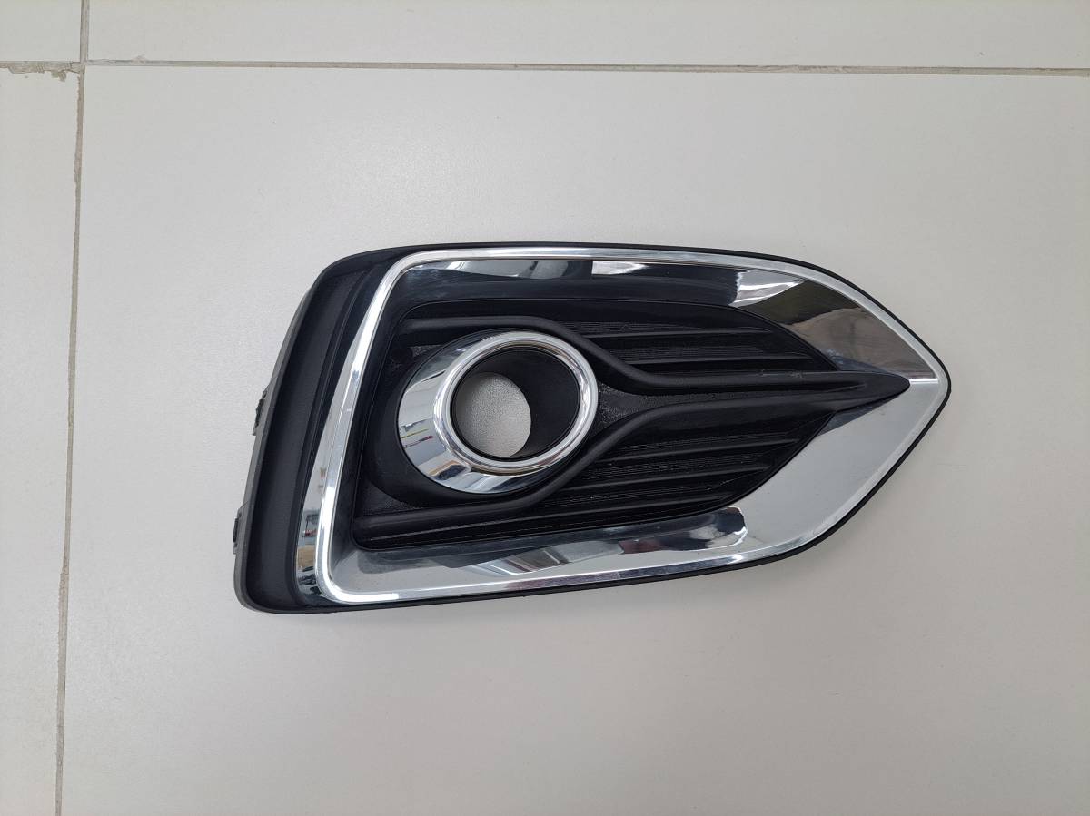 Рамка противотуманной фары правой Hyundai Solaris 2017>