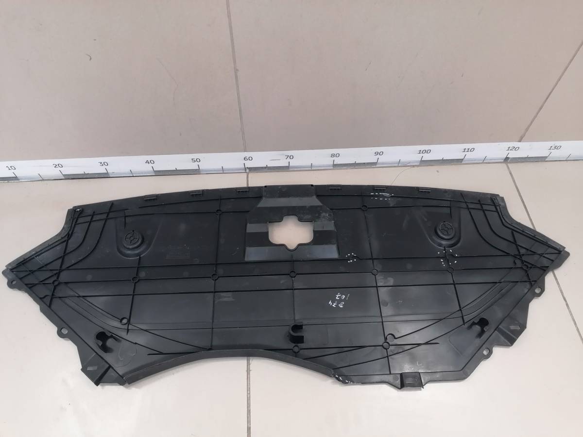 Кожух замка капота Hongqi HS5 2018