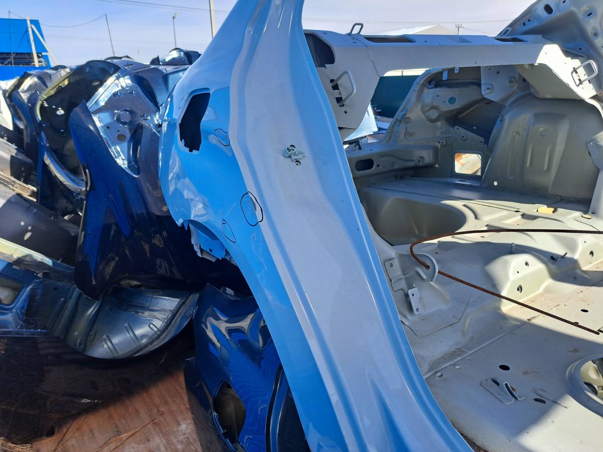 Крыло заднее правое Citroen C4 2011>