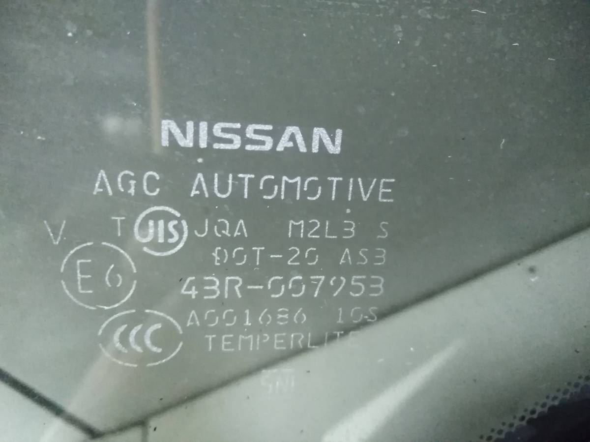 Стекло кузовное глухое правое Nissan Murano (Z51) 2008-2015