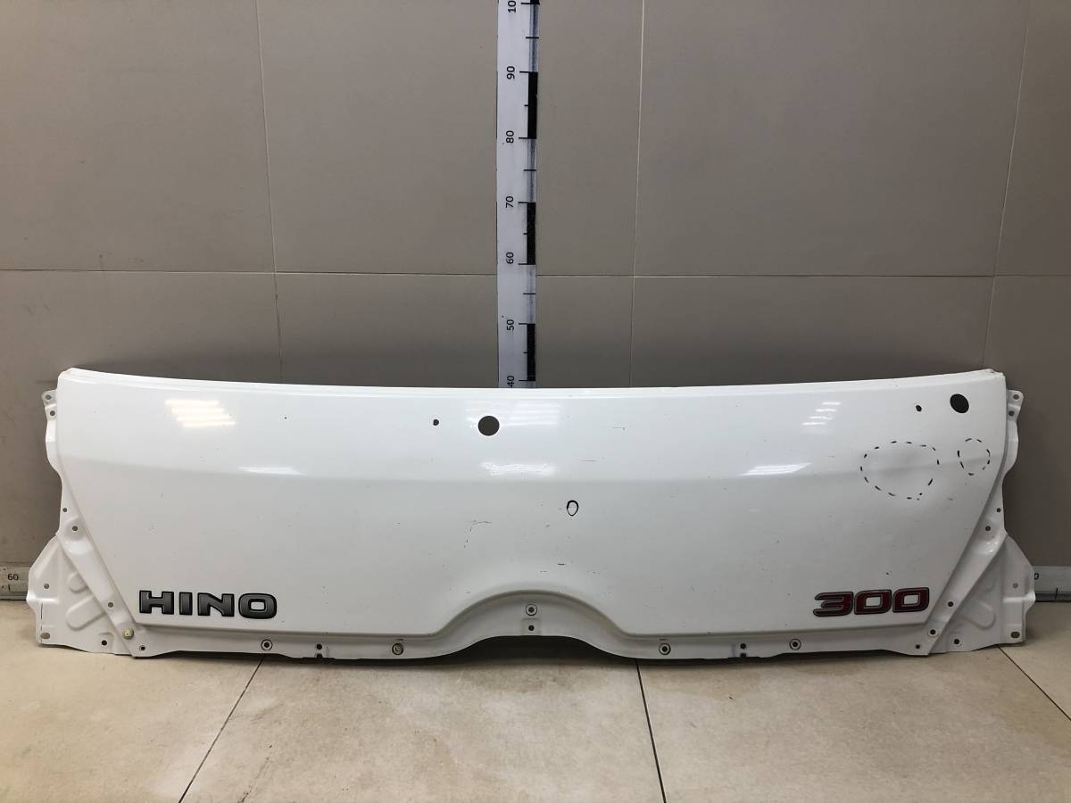 Капот Hino 300 2011