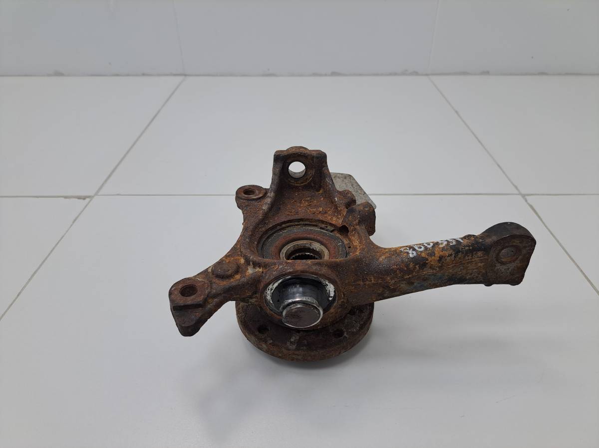 Кулак поворотный передний правый Peugeot 407 2004-2010