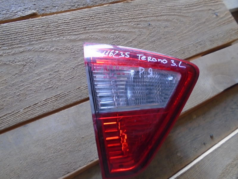 Фонарь задний внутренний левый для Nissan Terrano (D10) 2014>