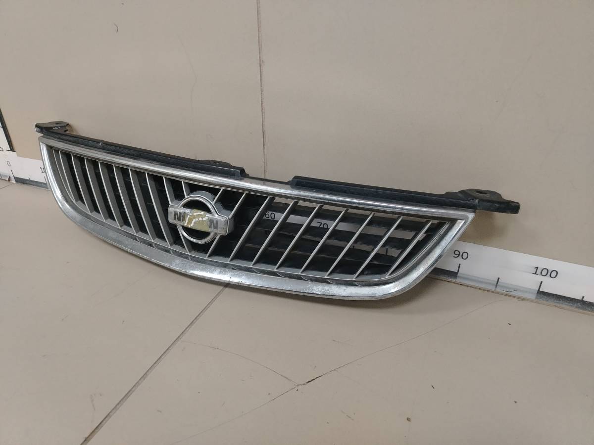Решетка радиатора Nissan Sunny (B15) 1998-2004