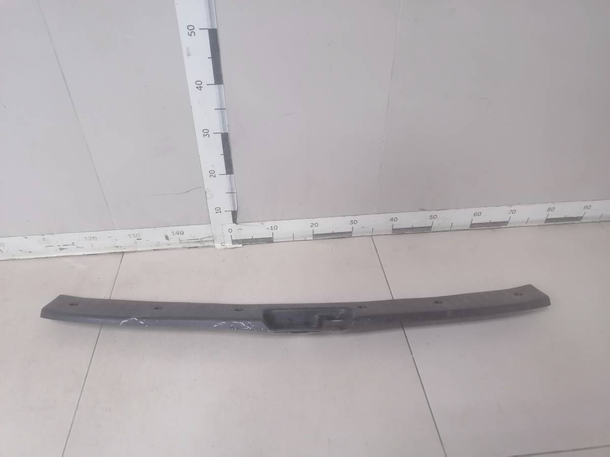 Накладка замка багажника Toyota Probox NSP160 2014