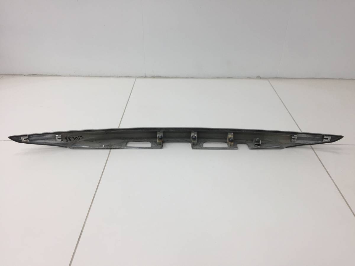 Накладка двери багажника Toyota Vitz (XP130) 2010-2016