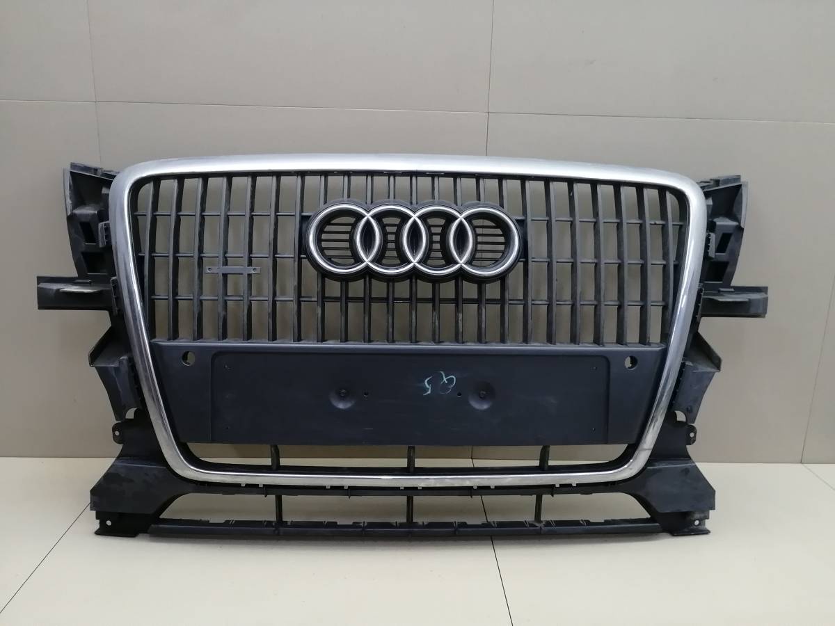 Решетка радиатора Audi Q5 (8R) 2008-2017