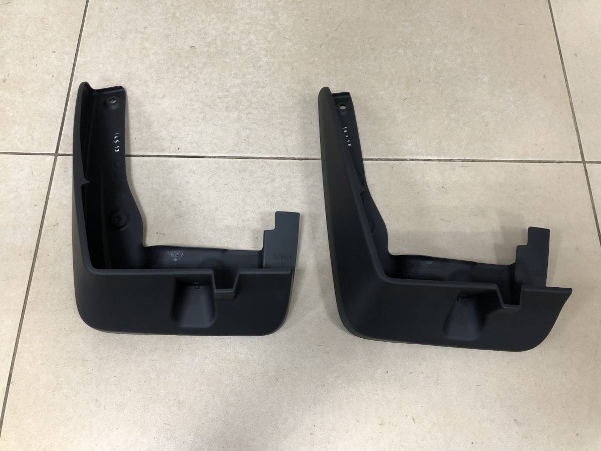 Брызговик передний левый Subaru Legacy Outback (B14) 2010-2014