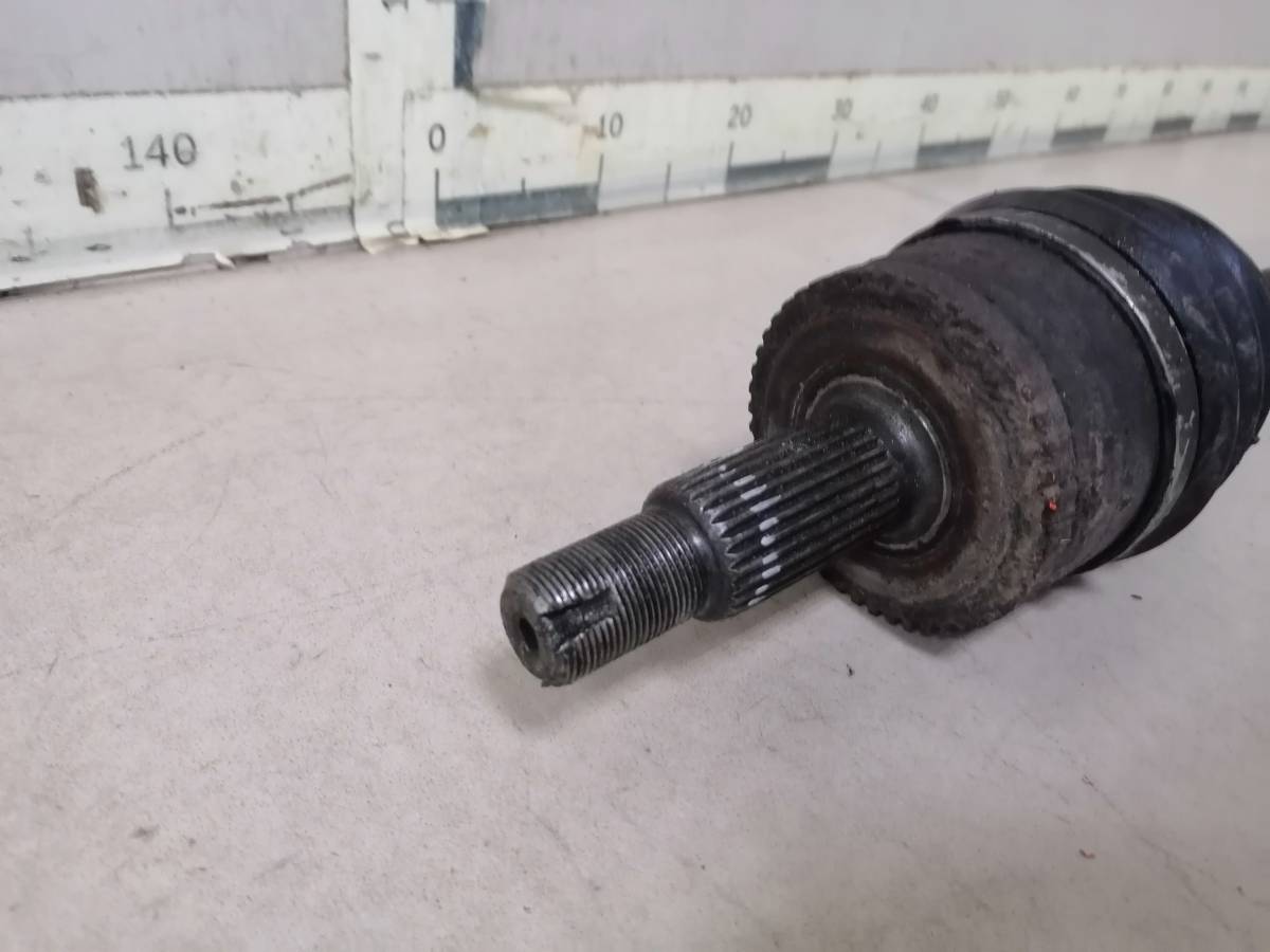 Полуось передняя правая Land Rover Discovery 3 2004-2009