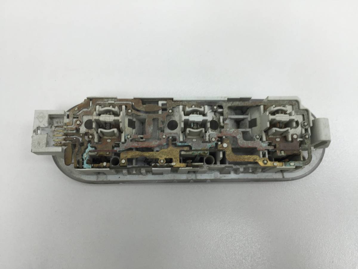 Плафон салонный Nissan Qashqai (J10) 2006-2013