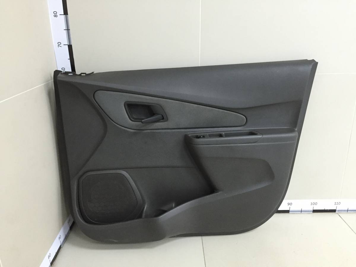 Обшивка двери передней правой Chevrolet Cobalt (T250) 2011-2015