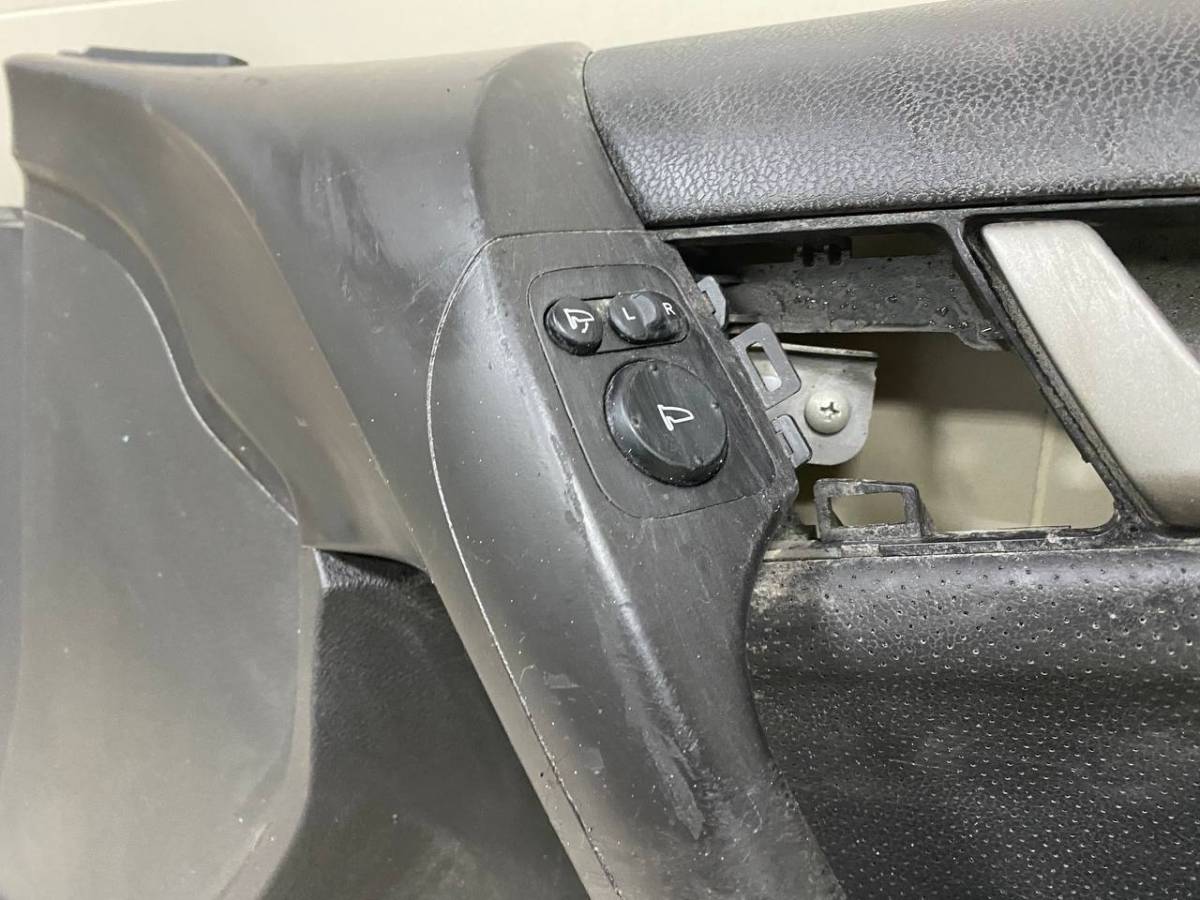 Обшивка двери передней правой Honda Accord 8 (CU) 2008-2013