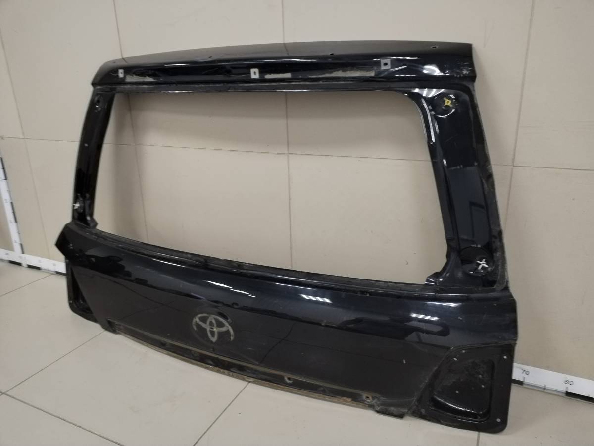 Дверь багажника Toyota Land Cruiser (J200) 2007-2015