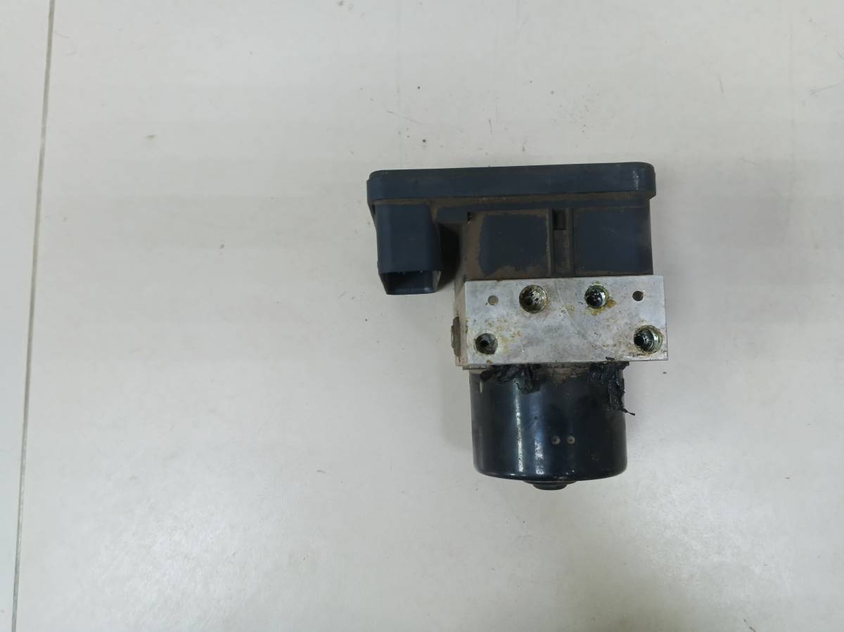 Блок ABS (насос) Volvo C30 (MK) 2006-2013