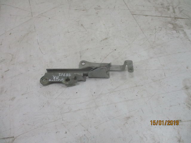 Петля капота правая для Kia Spectra 2001-2011