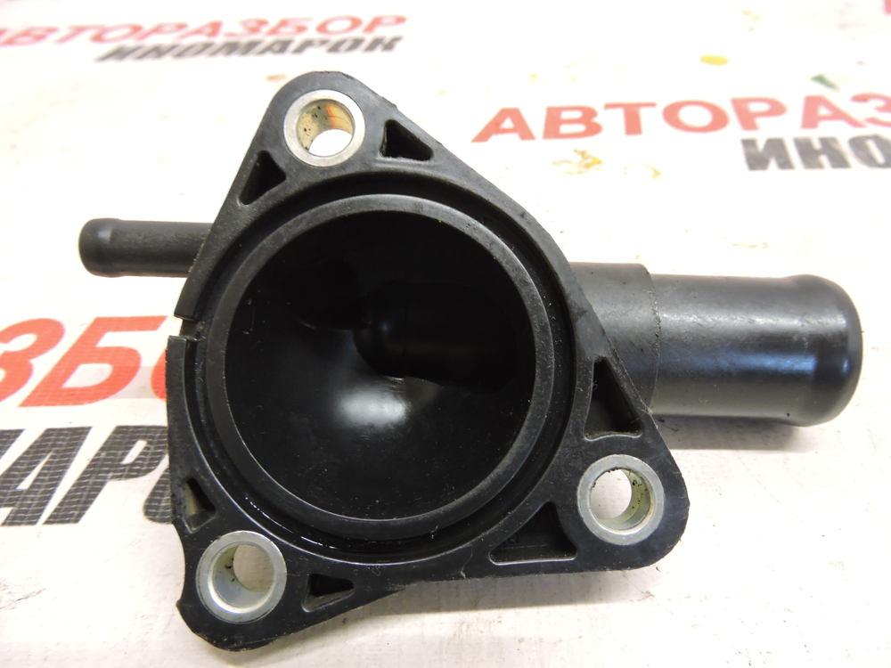 Фланец двигателя системы охлаждения для Mazda 3 (BL) 2009-2013