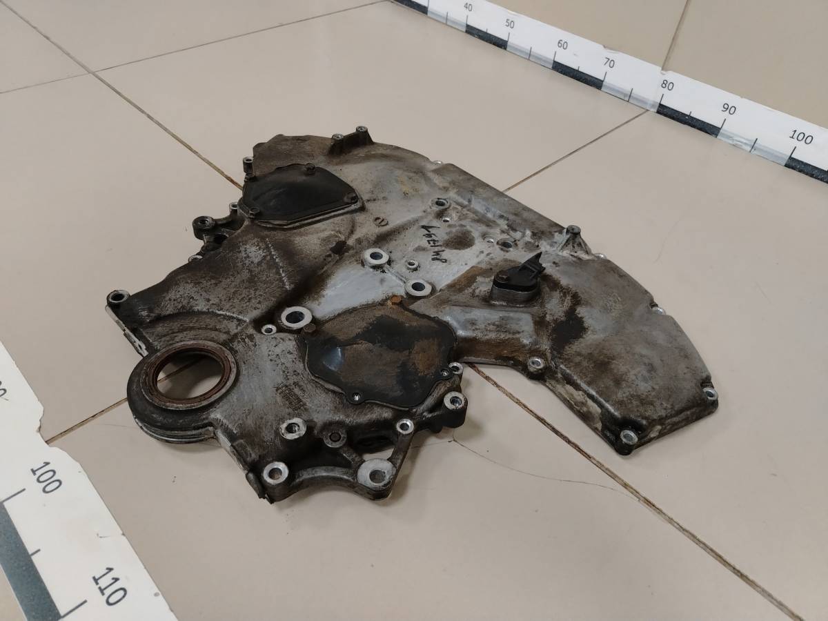 Крышка двигателя передняя Nissan Maxima (A33) 2000-2008