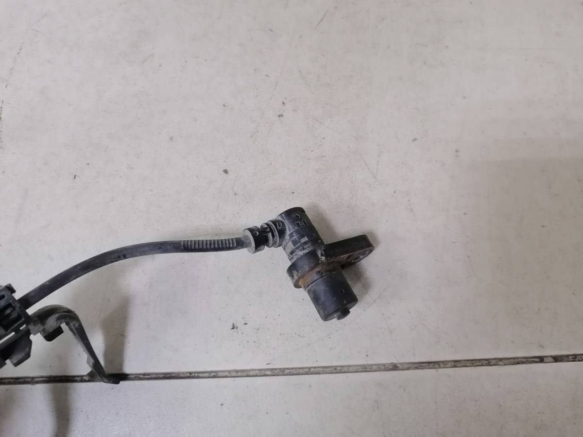 Датчик ABS передний Toyota Camry (XV30) 2001-2006