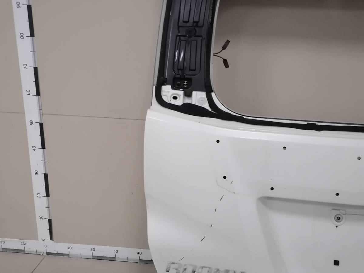 Дверь багажника Toyota Roomy 2016>