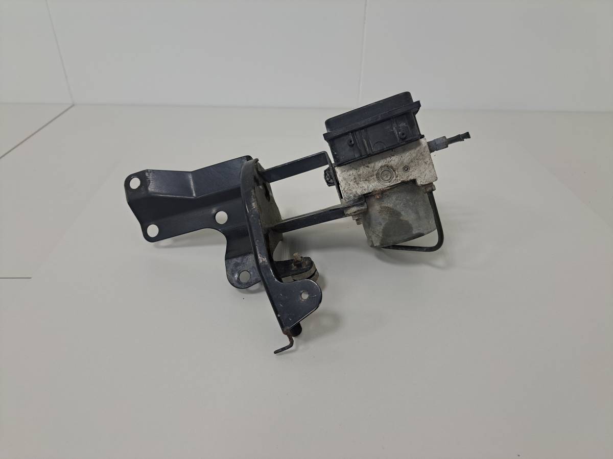Блок ABS (насос) Nissan Almera Classic (B10) 2006-2013