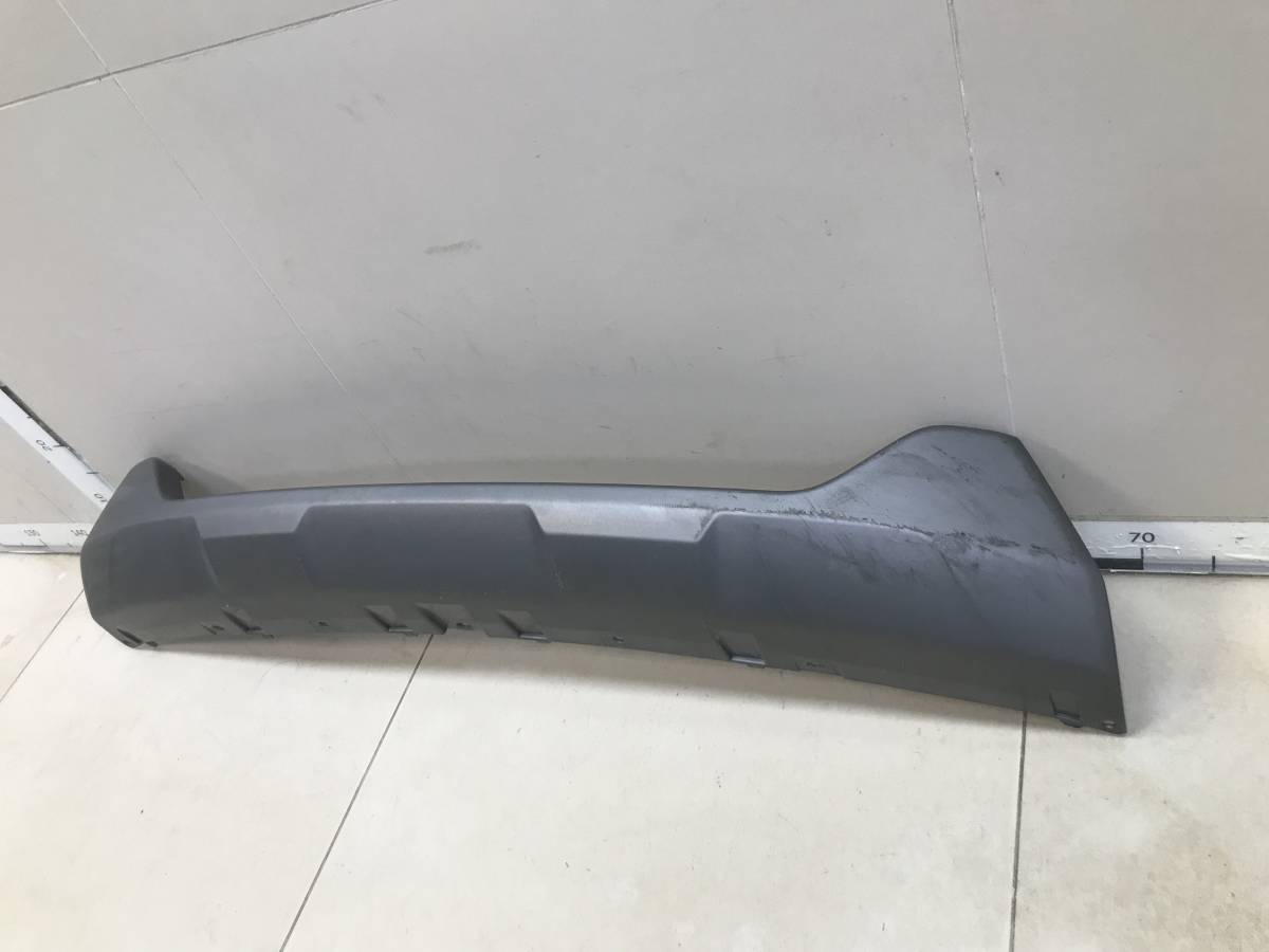Накладка переднего бампера центральная Chery Tiggo 8 T18 2018-2022
