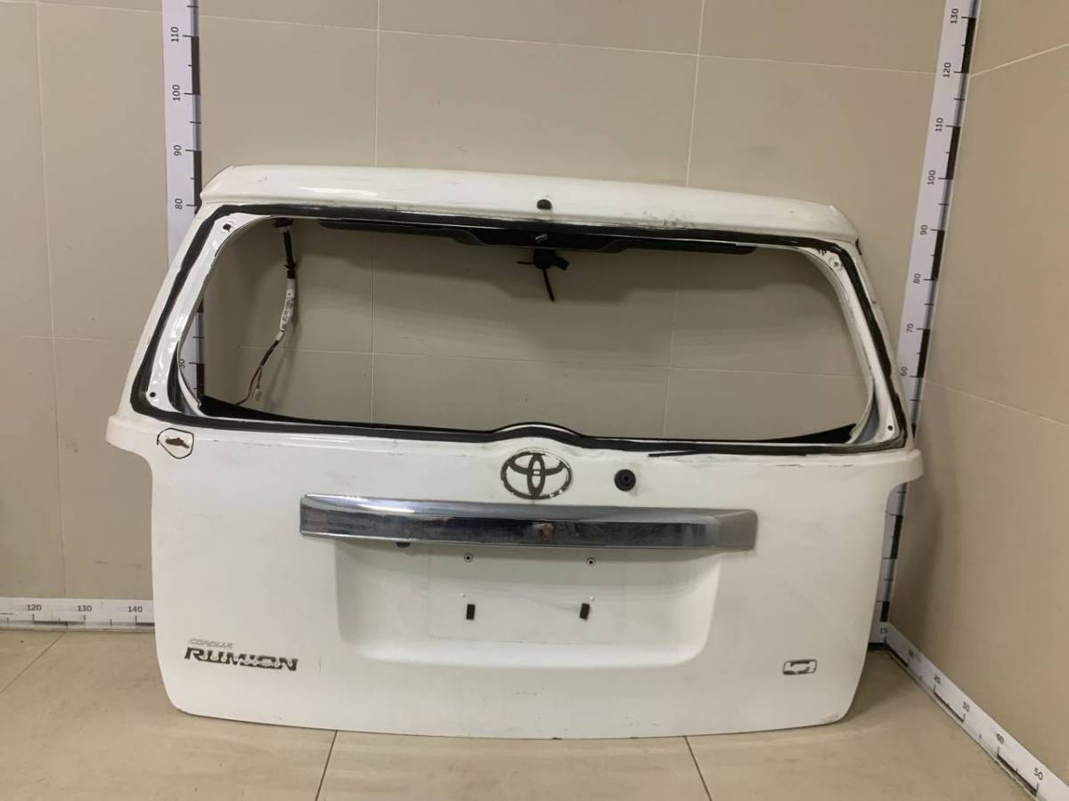 Дверь багажника Toyota Corolla Rumion 2007-2015