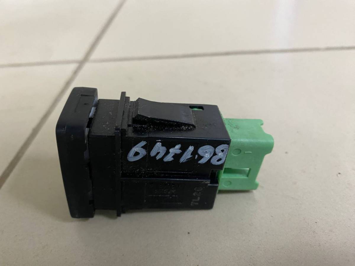 Кнопка противотуманки Suzuki SX4 2006-2013