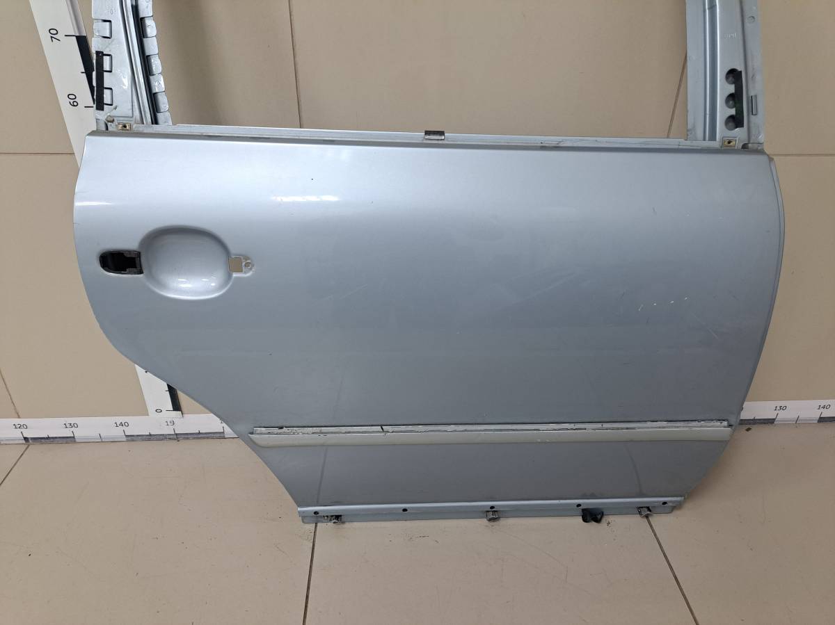 Дверь задняя правая Volkswagen Passat B5 2000-2005