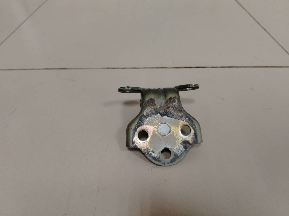 Петля двери Chevrolet Lacetti (J200) 2003-2013