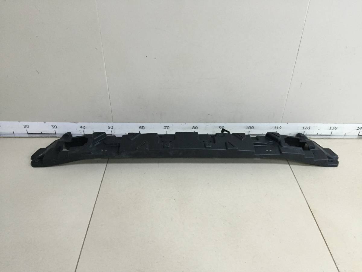 Кронштейн решетки радиатора Lexus LX450D/570 2015>