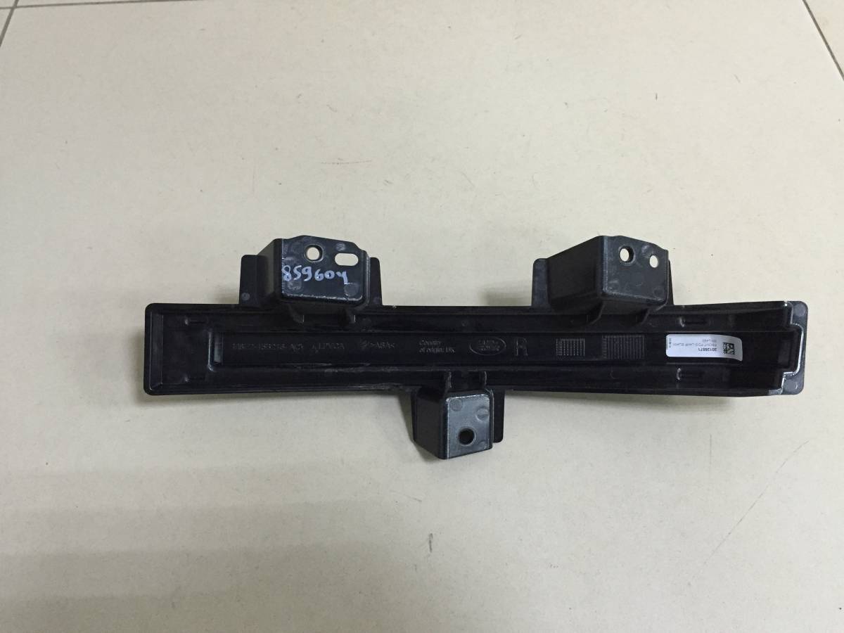 Заглушка бампера Land Rover Range Rover 5 L460 2021