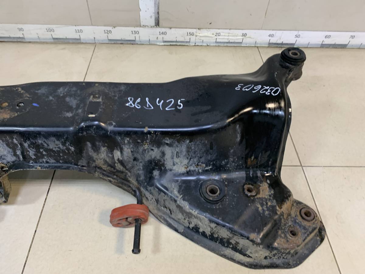 Балка подмоторная Mitsubishi Galant 1992-1996