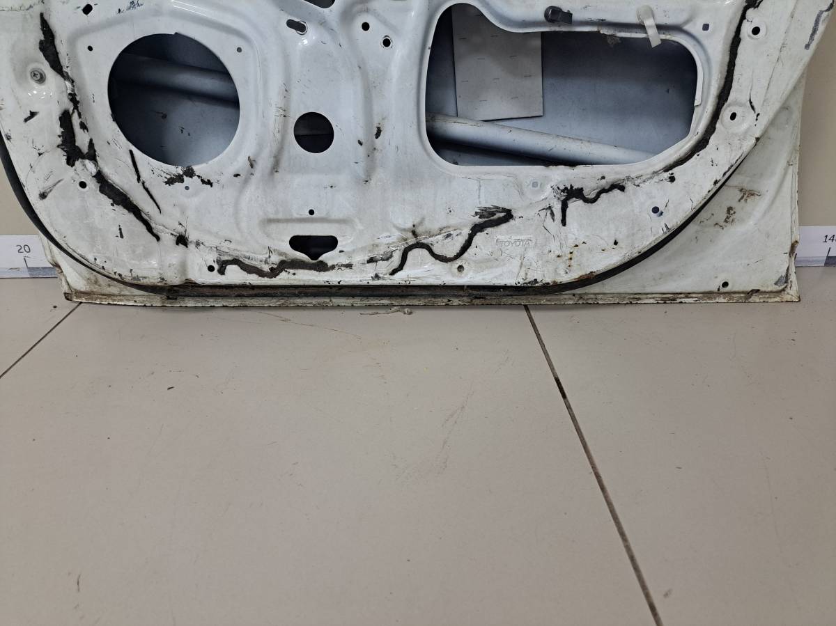 Дверь передняя правая Toyota Yaris (P10) 1999-2005