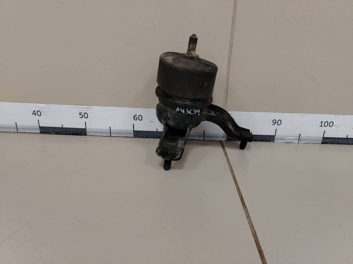 Опора двигателя правая Toyota Camry (V40) 2006-2011 Опора двигателя правая Toyota Camry (V40) 2006-2011