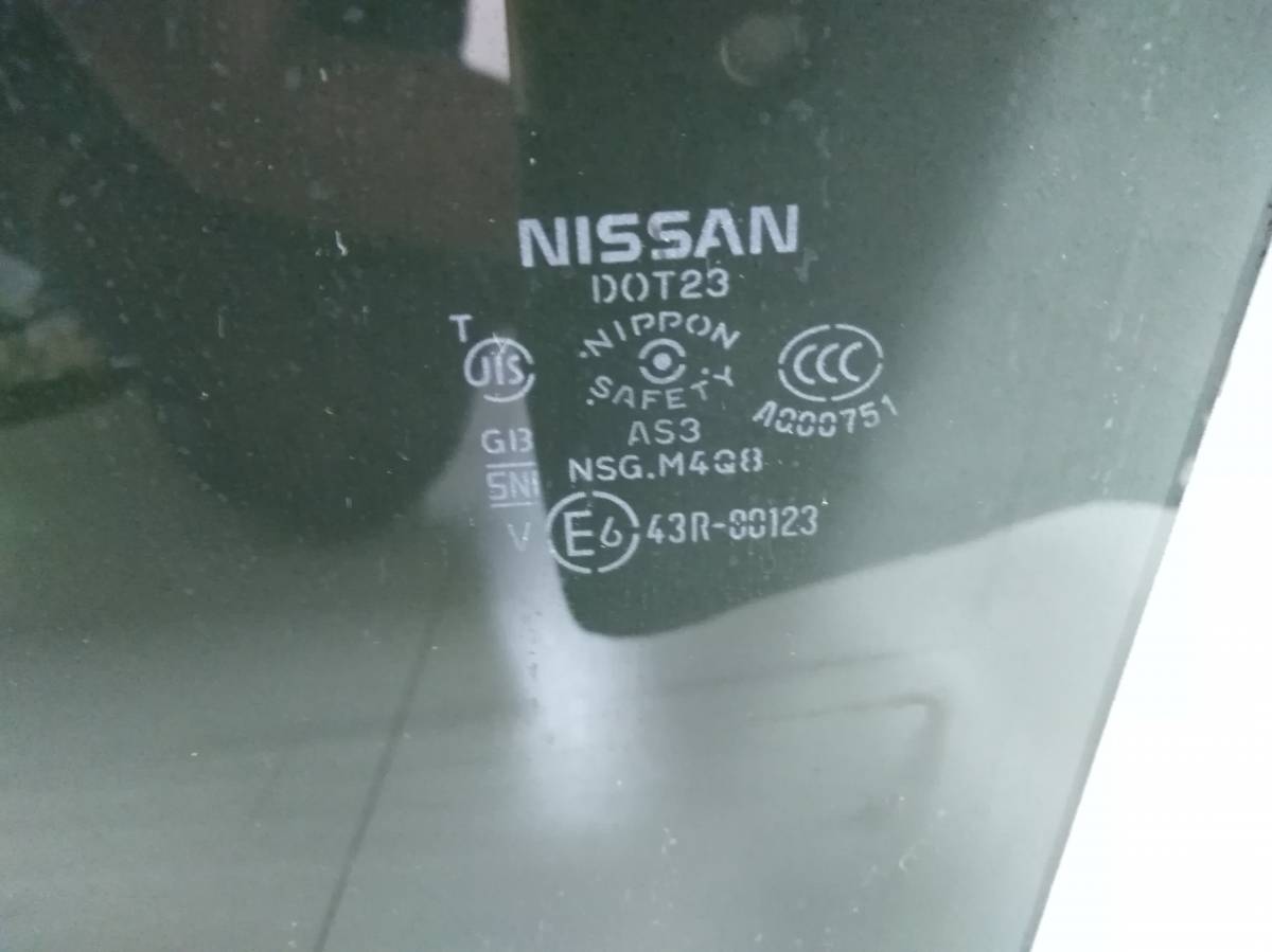 Стекло двери задней правой Nissan Murano (Z51) 2008-2015