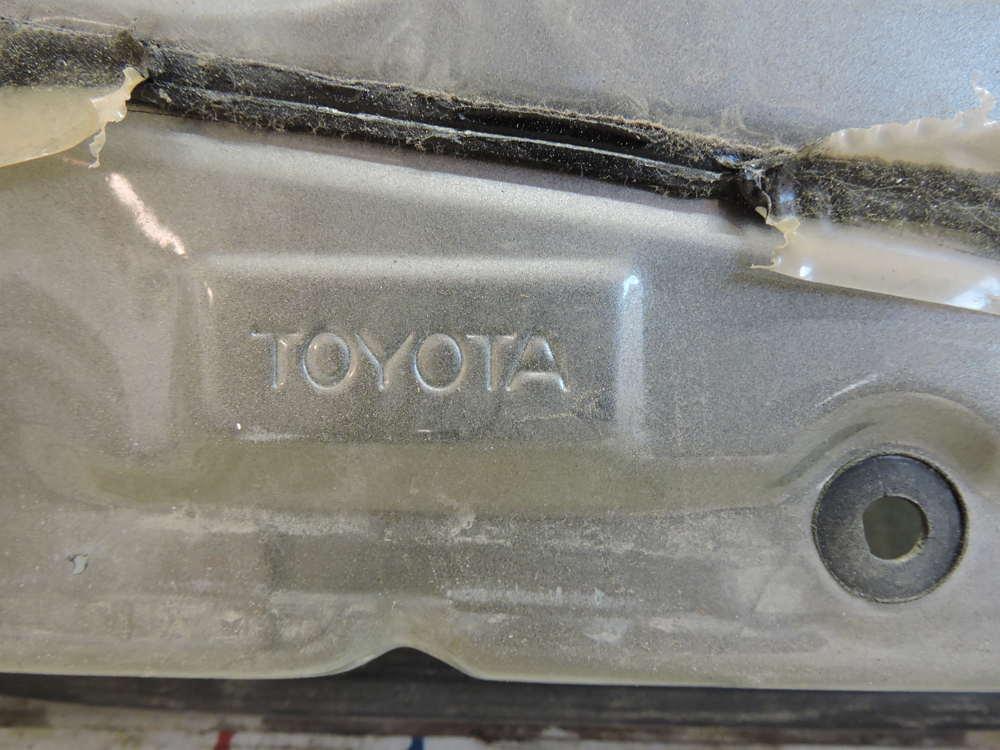 Дверь передняя левая для Toyota Corona (T210) 1996-2003